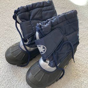 Kids navy blue snow boots (sz 12)